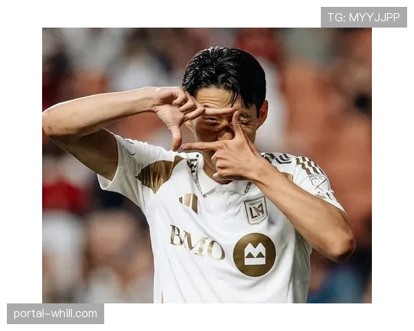 帽子戏法！里尔前锋戴维45分钟内独中三元